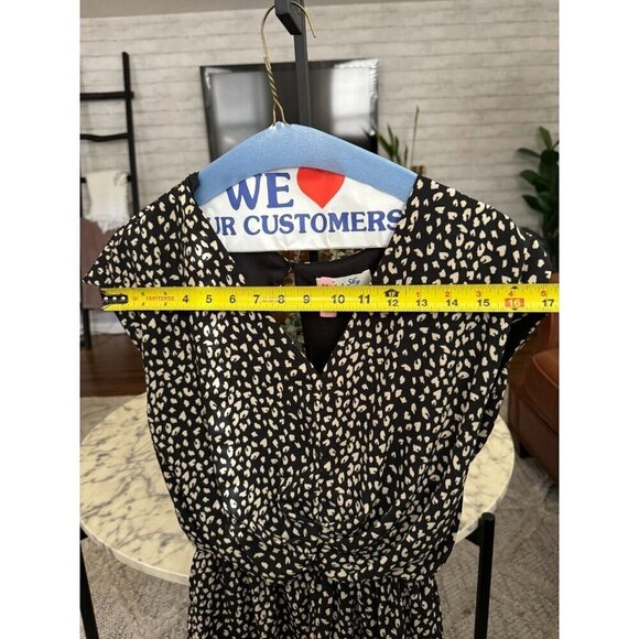 She + Sky Leopard Print Front Tie Detail Cap Sleeve Open Back Romper Size Small - Picture 4 of 7